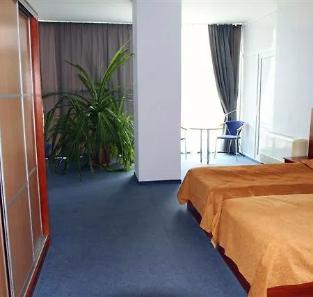 Hotel Okeanis